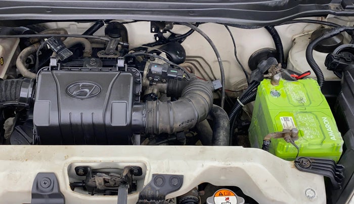 2013 Hyundai Eon ERA +, Petrol, Manual, 62,640 km, Engine View - Left