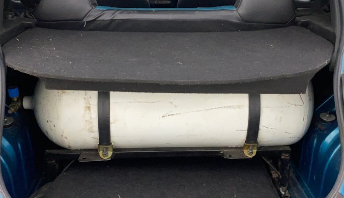 2023 Renault Kwid CLIMBER AMT 1.0, CNG, Automatic, 31,271 km, Boot Inside