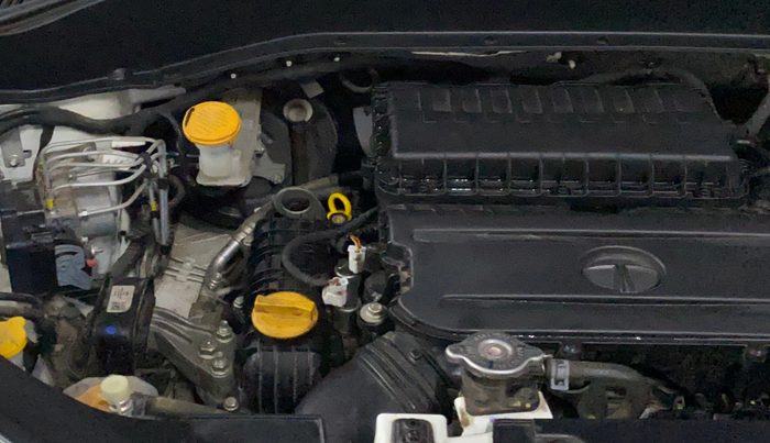 2022 Tata PUNCH ACCOMPLISHED AMT, Petrol, Automatic, 13,104 km, Engine View - Right