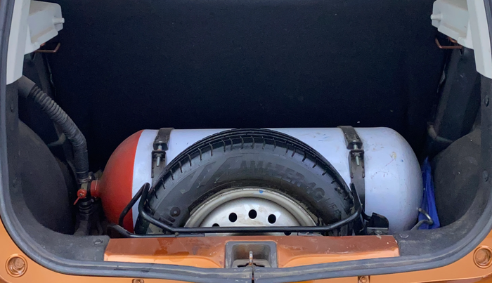 2021 Maruti New Wagon-R LXI CNG 1.0, CNG, Manual, 1,08,042 km, Boot Inside