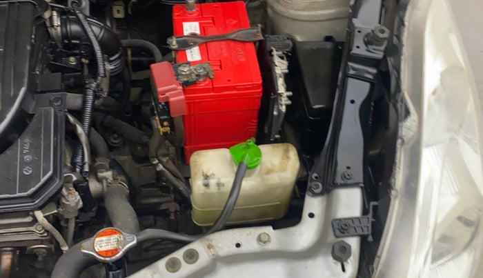 2013 Maruti Swift VXI, Petrol, Manual, 99,088 km, Engine View - Left