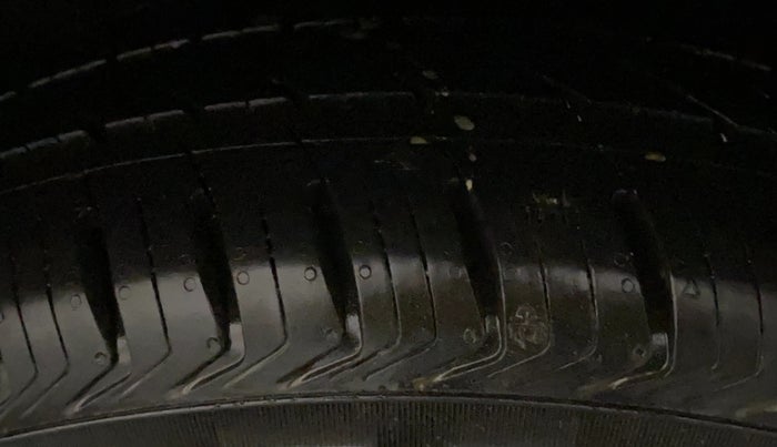 2016 Hyundai Elite i20 ASTA 1.2, Petrol, Manual, 51,280 km, Left Rear Tyre Tread