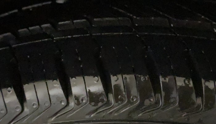 2016 Hyundai Elite i20 ASTA 1.2, Petrol, Manual, 51,280 km, Right Front Tyre Tread