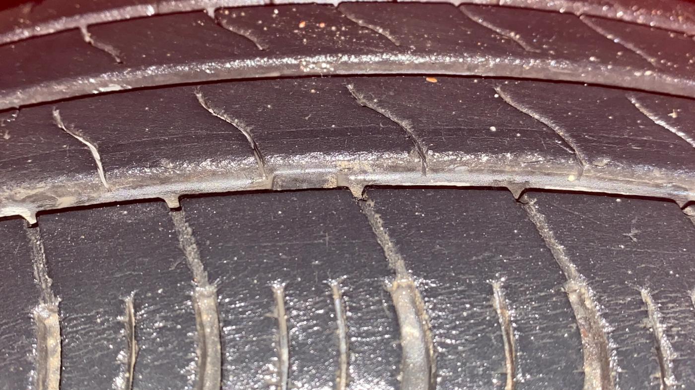 2022 Maruti S PRESSO VXI (O) CNG, CNG, Manual, 21,554 km, Left Front Tyre Tread