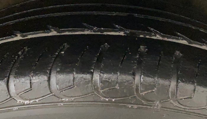 2013 Ford Ecosport TITANIUM 1.0L ECOBOOST (OPT), Petrol, Manual, 68,652 km, Left Rear Tyre Tread