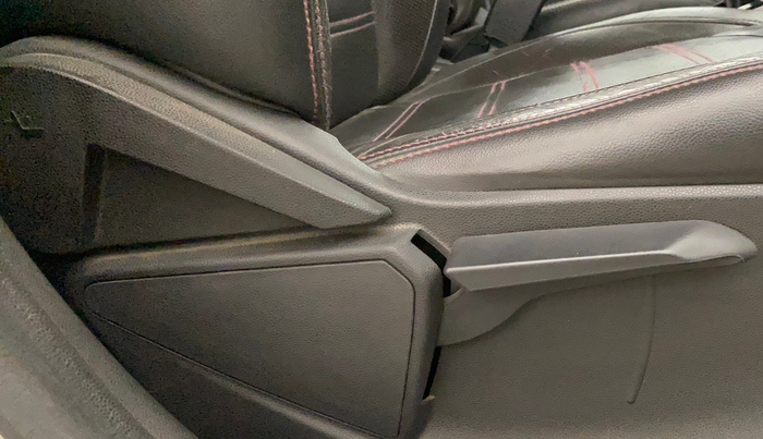 2013 Ford Ecosport TITANIUM 1.0L ECOBOOST (OPT), Petrol, Manual, 68,652 km, Driver Side Adjustment Panel