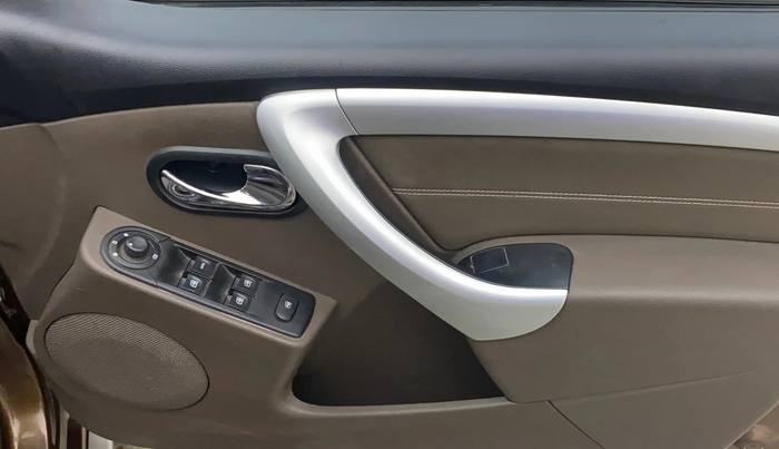 2019 Renault Duster 85 PS RXZ DIESEL, Diesel, Manual, 91,883 km, Driver Side Door Panels Control