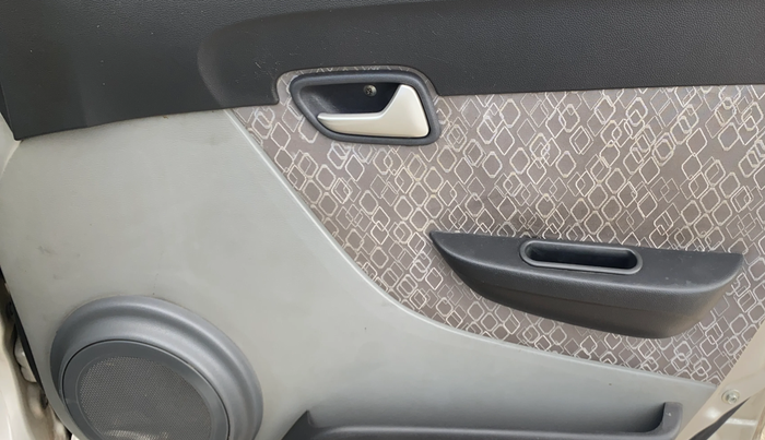 2017 Maruti Alto 800 LXI, Petrol, Manual, 56,747 km, Driver Side Door Panels Control