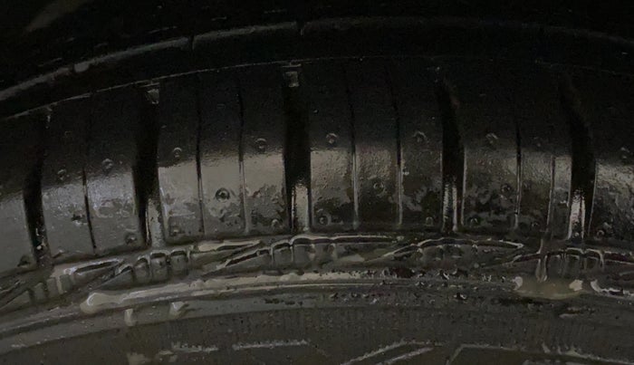 2015 Hyundai Xcent S 1.2, Petrol, Manual, 18,297 km, Left Front Tyre Tread