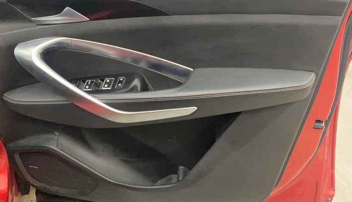 2019 MG HECTOR SMART HYBRID 1.5 PETROL, Petrol, Manual, 57,526 km, Driver Side Door Panels Control