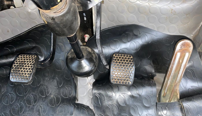 2016 Maruti OMNI E STD, Petrol, Manual, 32,223 km, Pedals