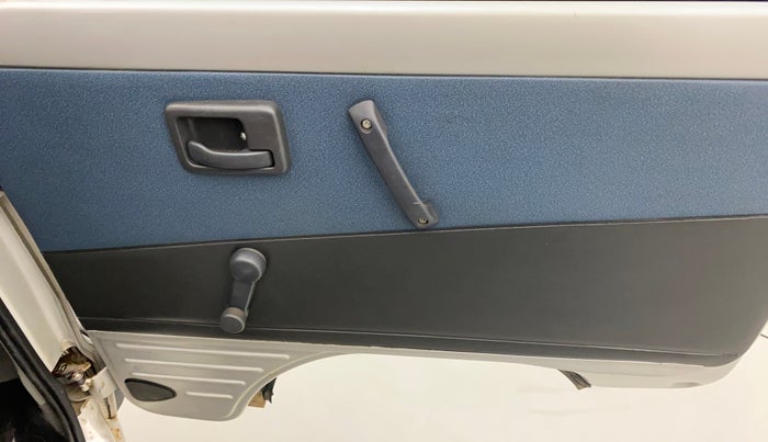 2016 Maruti OMNI E STD, Petrol, Manual, 32,223 km, Driver Side Door Panels Control