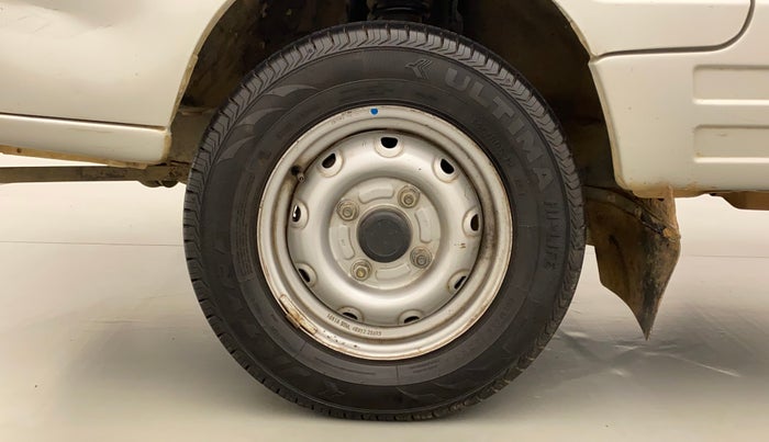 2016 Maruti OMNI E STD, Petrol, Manual, 32,223 km, Left Front Wheel