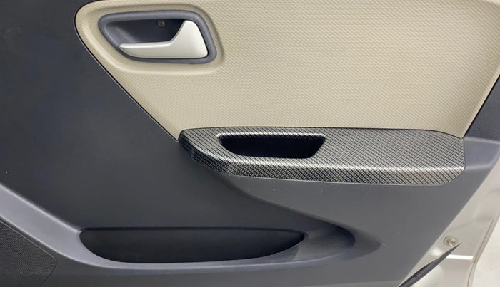 2016 Maruti Alto K10 VXI AMT, Petrol, Automatic, 26,893 km, Driver Side Door Panels Control