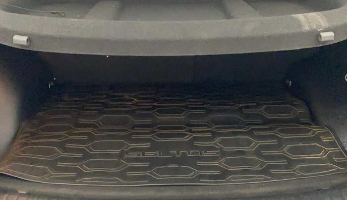 2021 KIA SELTOS HTX 1.5 PETROL, Petrol, Manual, 26,323 km, Boot Inside