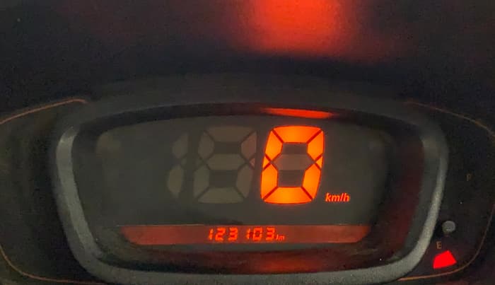 2016 Renault Kwid RXT 0.8, Petrol, Manual, 1,23,083 km, Odometer Image