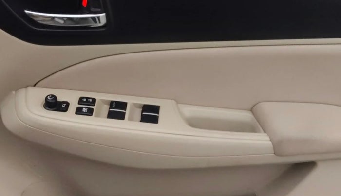 2020 Maruti Dzire VXI AMT, Petrol, Automatic, 27,558 km, Driver Side Door Panels Control