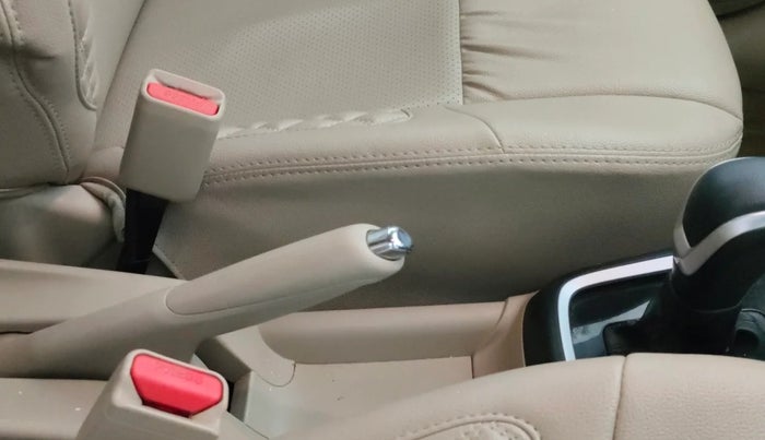 2020 Maruti Dzire VXI AMT, Petrol, Automatic, 27,558 km, Gear Lever