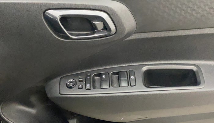 2024 Hyundai EXTER SX (O) Connect 1.2 AMT Knight Edition, Petrol, Automatic, 4,295 km, Driver Side Door Panels Control