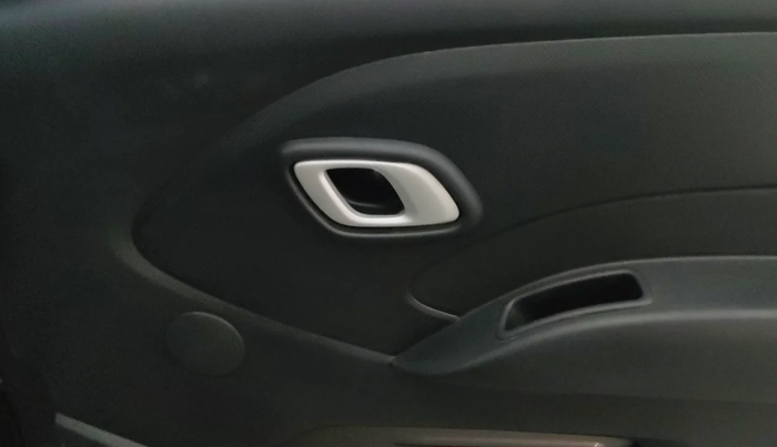 2018 Datsun Redi Go S 1.0 AMT, Petrol, Automatic, 67,800 km, Driver Side Door Panels Control