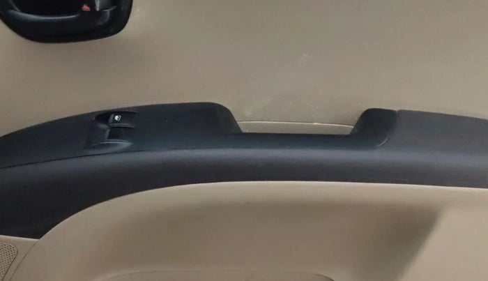 2013 Hyundai i10 ERA 1.1, Petrol, Manual, 46,602 km, Driver Side Door Panels Control