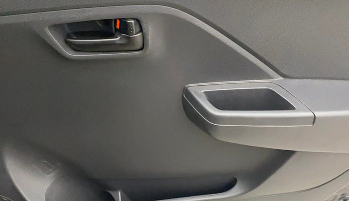 2023 Maruti Alto K10 VXI AMT, Petrol, Automatic, 35,465 km, Driver Side Door Panels Control