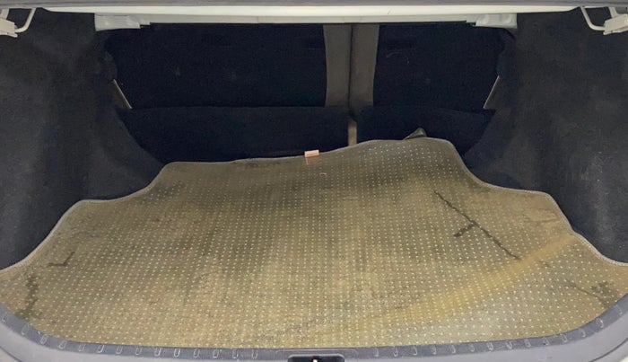 2016 Toyota Corolla Altis G CVT PETROL, Petrol, Automatic, 35,337 km, Boot Inside