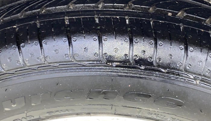 2016 Toyota Corolla Altis G CVT PETROL, Petrol, Automatic, 35,337 km, Left Rear Tyre Tread