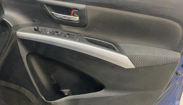 2019 Maruti S Cross ZETA 1.3, Diesel, Manual, 1,25,199 km, Driver Side Door Panels Control