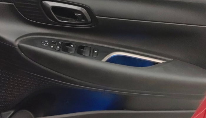 2021 Hyundai NEW I20 ASTA (O) 1.0 TURBO GDI DCT, Petrol, Automatic, 35,168 km, Driver Side Door Panels Control