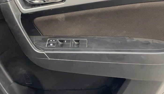 2021 Toyota URBAN CRUISER PREMIUM GRADE AT, Petrol, Automatic, 81,443 km, Driver Side Door Panels Control