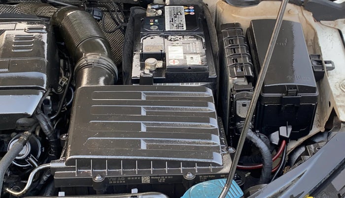 2017 Skoda Octavia STYLE PLUS AT 1.8 TSI, Petrol, Automatic, 49,876 km, Engine View - Left