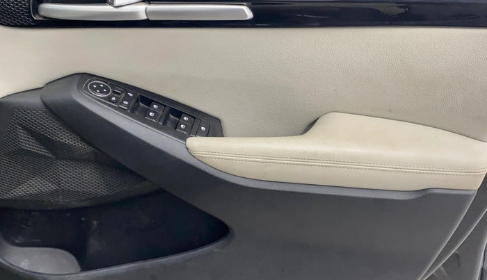 2023 KIA SELTOS HTX PETROL 1.5, Petrol, Manual, 55,864 km, Driver Side Door Panels Control