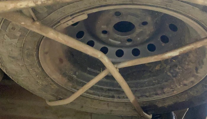 2023 Maruti Eeco 5 STR AC, Petrol, Manual, 28,999 km, Spare Tyre