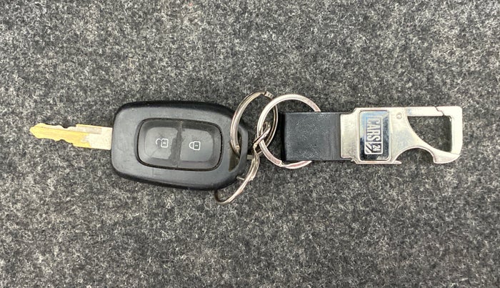 2018 Renault Kwid 1.0 RXT Opt, Petrol, Manual, 57,289 km, Key Close Up