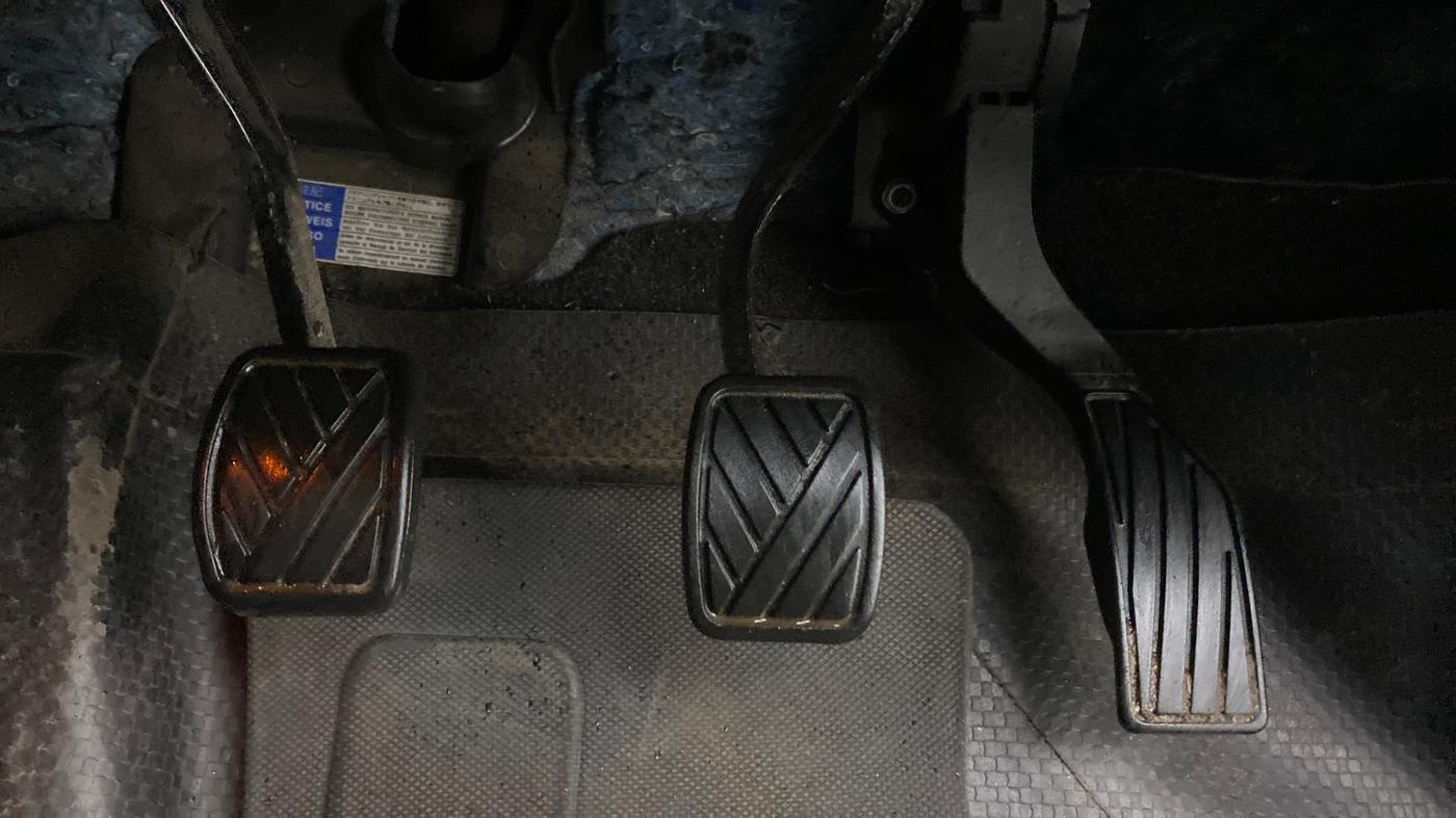 2020 Maruti Vitara Brezza VXI, Petrol, Manual, 90,502 km, Pedals