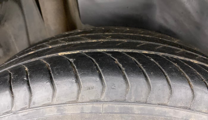 2020 Maruti Vitara Brezza VXI, Petrol, Manual, 90,502 km, Right Rear Tyre Tread