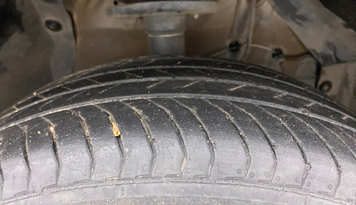 2020 Maruti Vitara Brezza VXI, Petrol, Manual, 90,502 km, Right Front Tyre Tread