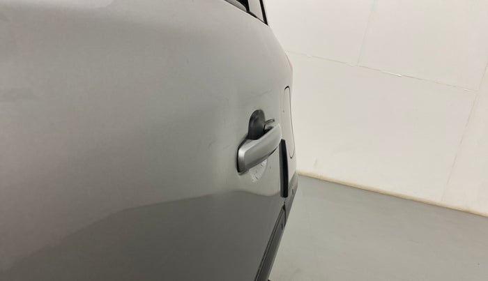 2020 Maruti Vitara Brezza VXI, Petrol, Manual, 90,502 km, Rear left door - Slightly dented