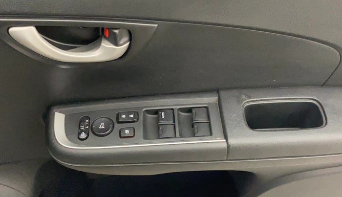 2018 Honda BR-V 1.5L I-VTEC V CVT, Petrol, Automatic, 31,997 km, Driver Side Door Panels Control