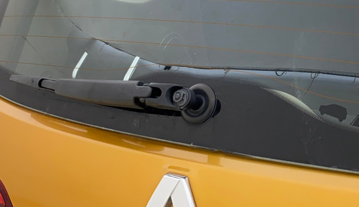 2019 Renault TRIBER RXZ DUAL TONE, Petrol, Manual, 39,240 km, Rear Wiper