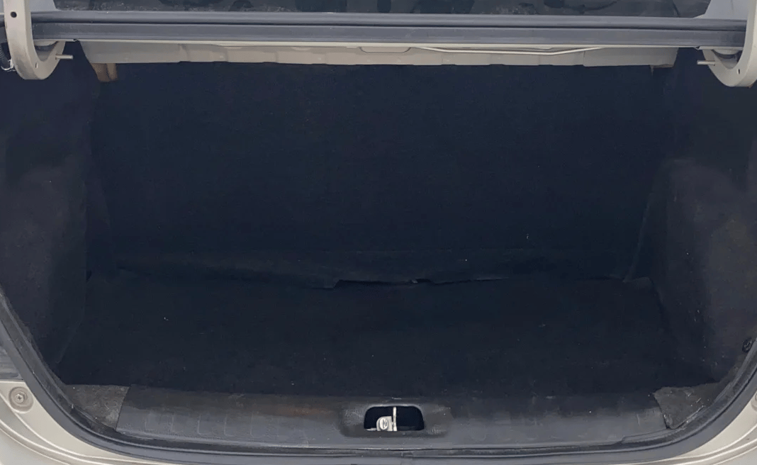 2014 Maruti Swift Dzire VXI, Petrol, Manual, 43,851 km, Boot Inside
