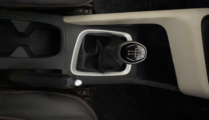 2023 Nissan MAGNITE XL, Petrol, Manual, 46,586 km, Gear Lever