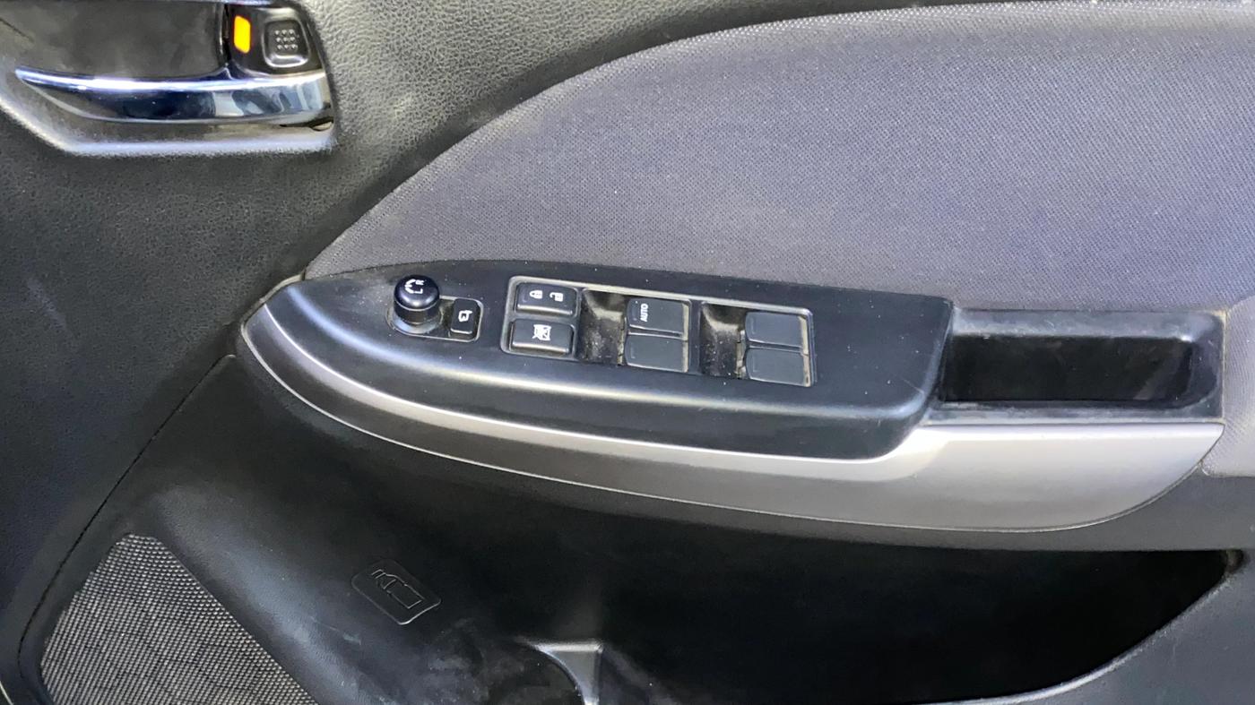 2019 Maruti Baleno ZETA PETROL 1.2, Petrol, Manual, 63,021 km, Driver Side Door Panels Control