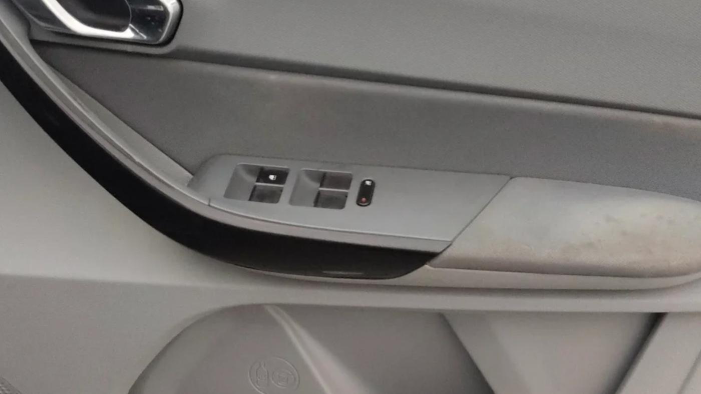 2021 Tata TIGOR XZA PLUS PETROL, Petrol, Automatic, 34,973 km, Driver Side Door Panels Control