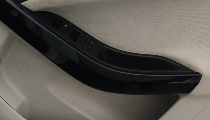 2021 Tata NEXON XZA PLUS PETROL, Petrol, Automatic, 21,016 km, Driver Side Door Panels Control