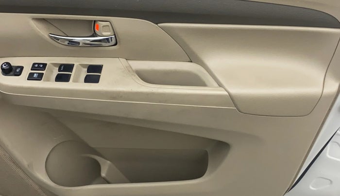 2023 Maruti Ertiga   VXI (O) CNG, CNG, Manual, 69,870 km, Driver Side Door Panels Control