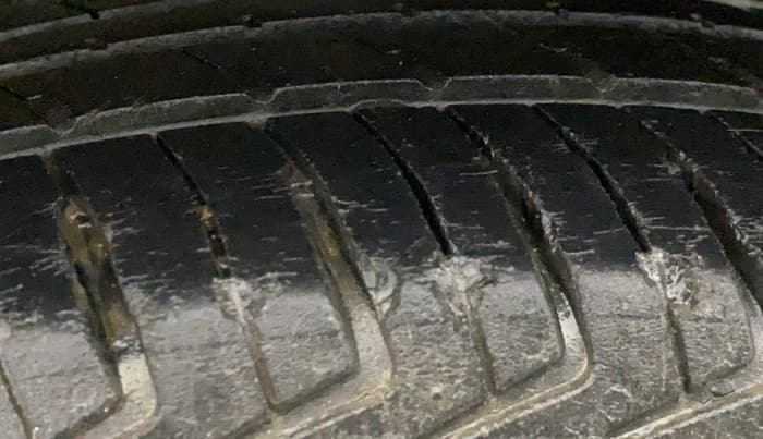 2020 Maruti New Wagon-R LXI CNG (O) 1.0, CNG, Manual, 77,258 km, Left Rear Tyre Tread