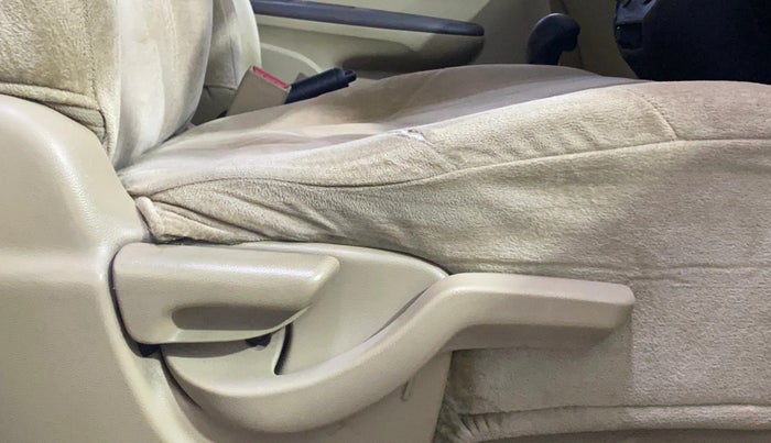 2013 Honda Brio VX AT, Petrol, Automatic, 97,665 km, Driver Side Adjustment Panel