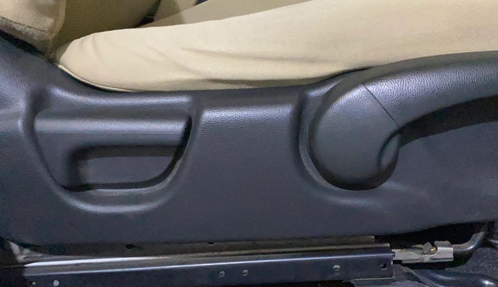 2017 Honda Jazz 1.2L I-VTEC V AT, Petrol, Automatic, 82,232 km, Driver Side Adjustment Panel